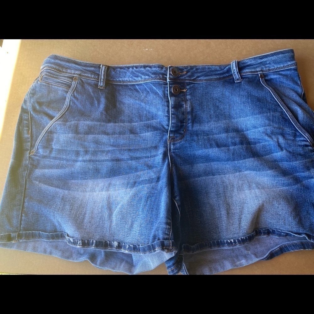 Maurices Blue Denim Jean Shorts 24W